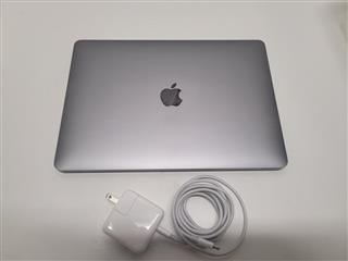 APPLE MACBOOK AIR M1/8GB Ram/256gb SSD - A2337
